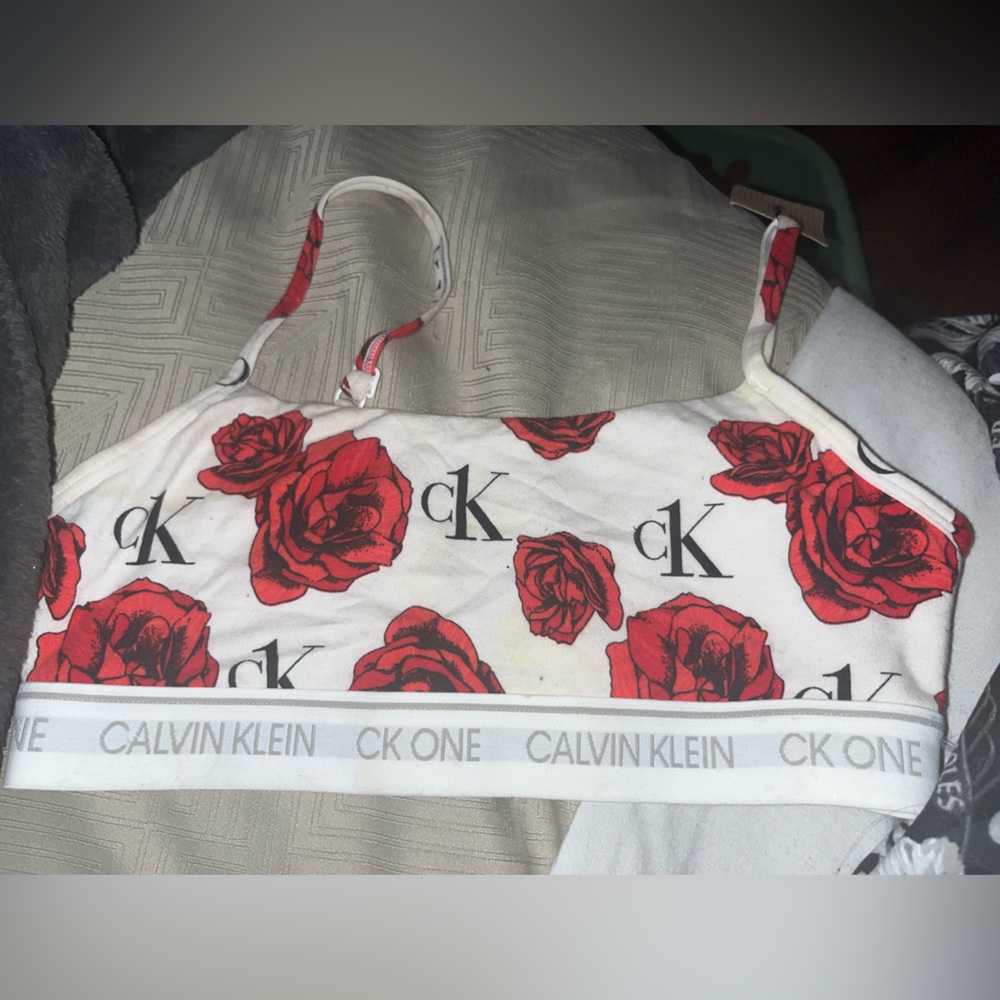 Calvin Klein Size Small Bra